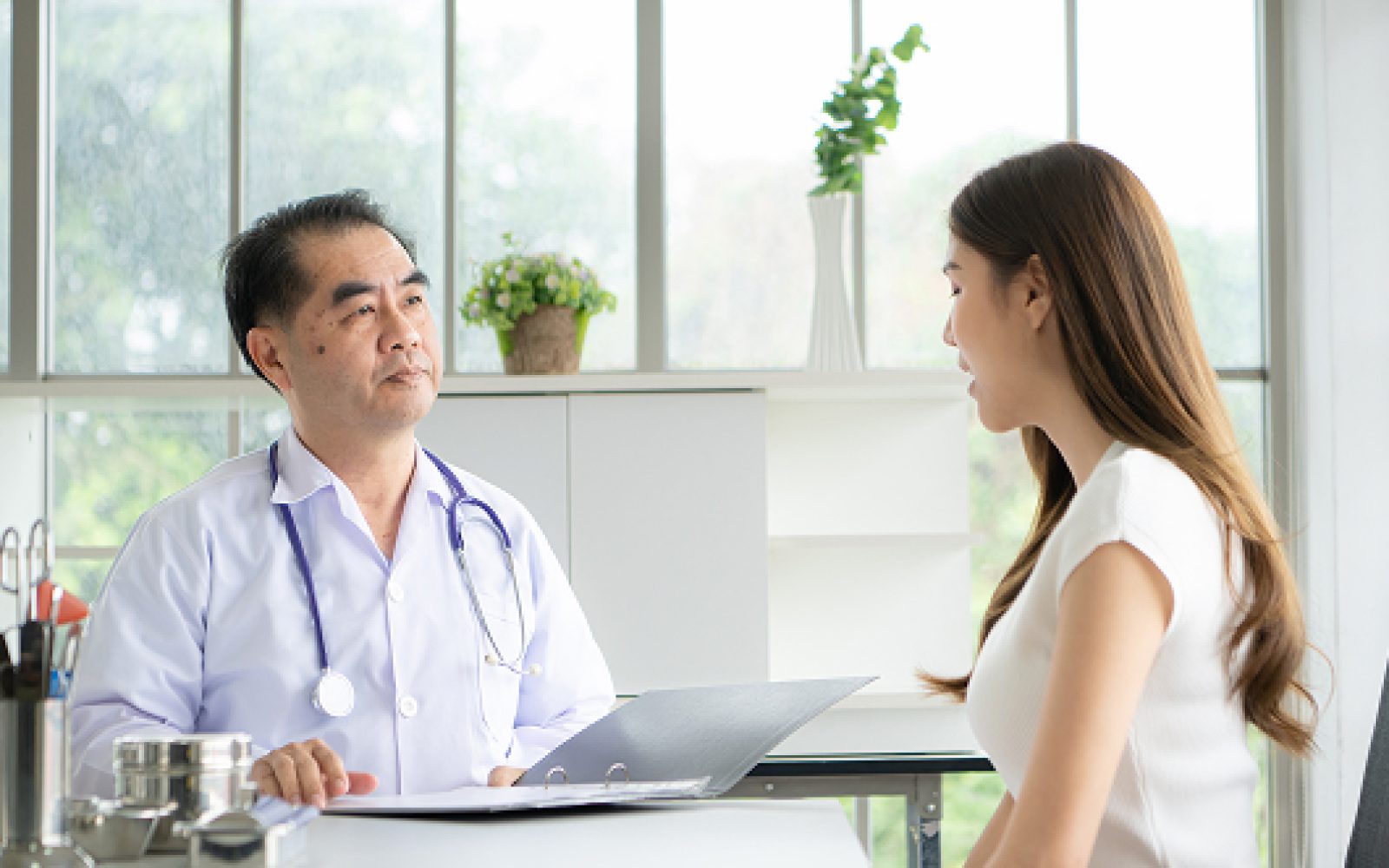 a-beauty-doctor-explains-cosmetic-surgery-and-post-2026-03-17-20-08-56-utc_1_1
